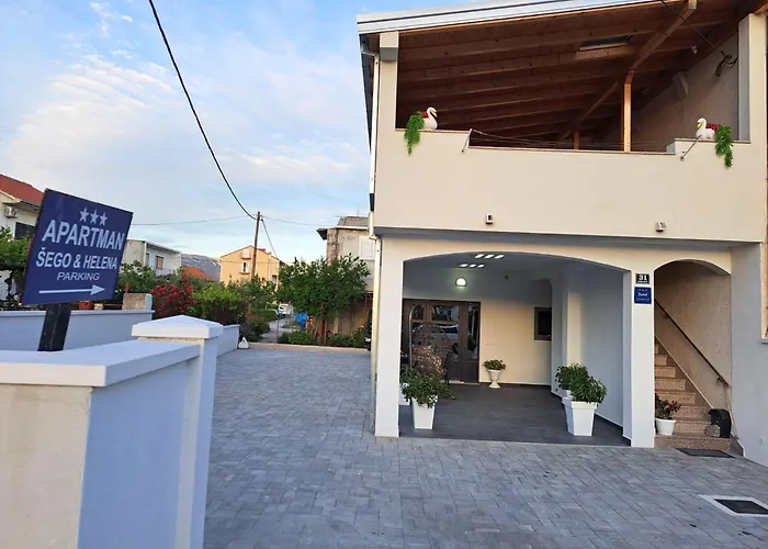 Sego * Kastela